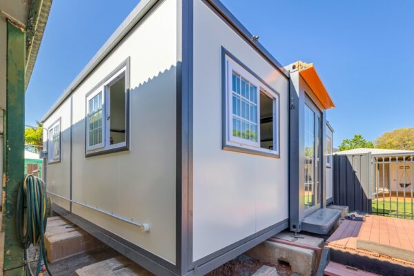 New Age Home - 35m2 Foldout - Image 9